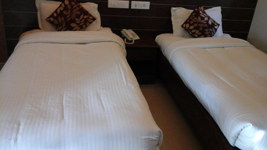 Hotel Pigeon International 班加罗尔 外观 照片