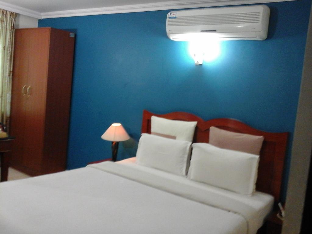 Hotel Pigeon International 班加罗尔 客房 照片