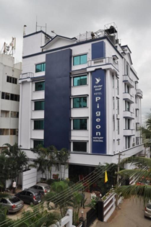 Hotel Pigeon International 班加罗尔 外观 照片