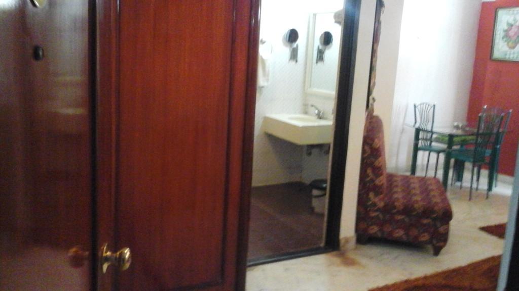 Hotel Pigeon International 班加罗尔 外观 照片